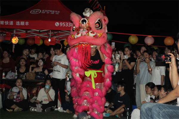 IMG_1033.jpg IMG_1033.jpg