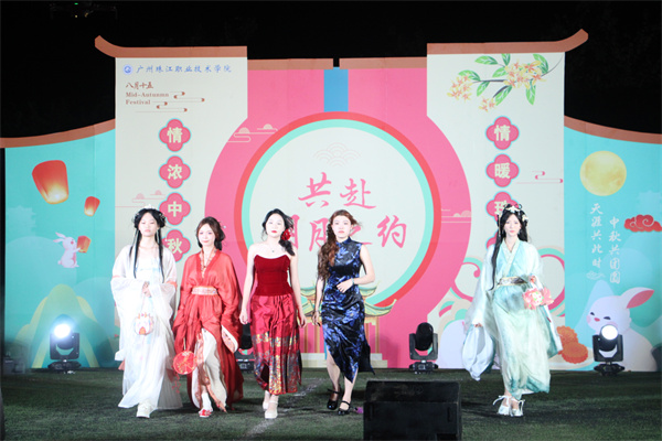 IMG_1161.jpg IMG_1161.jpg