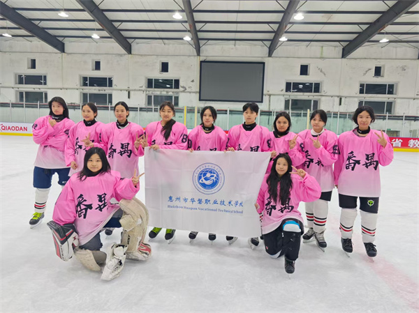 5 合影.jpg
