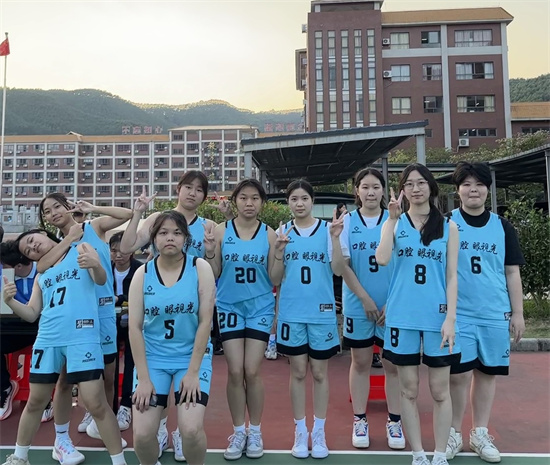 23级口腔2班.jpg