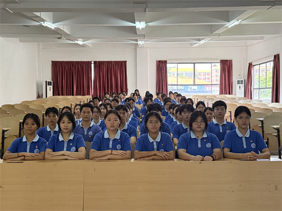 合照.jpg 合照.jpg